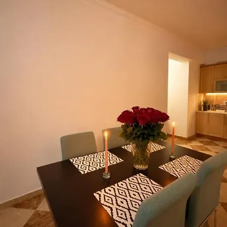 Serena Vista *